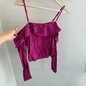 Bebe Y2K cold shoulder pink ruffle top with adjustable straps and long sleeves